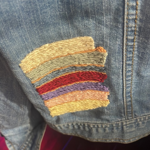 Medium Jean Jacket - one of a kind - medium - Picture 6 of 6